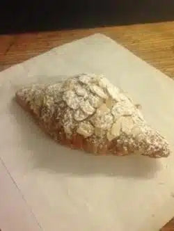 Lievito Almond Croissant